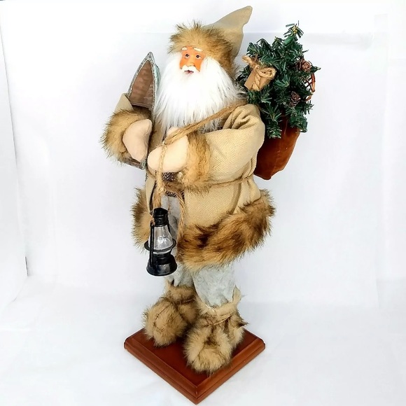 Santa Figurine 18 inches tall Rustic - Picture 3 of 7